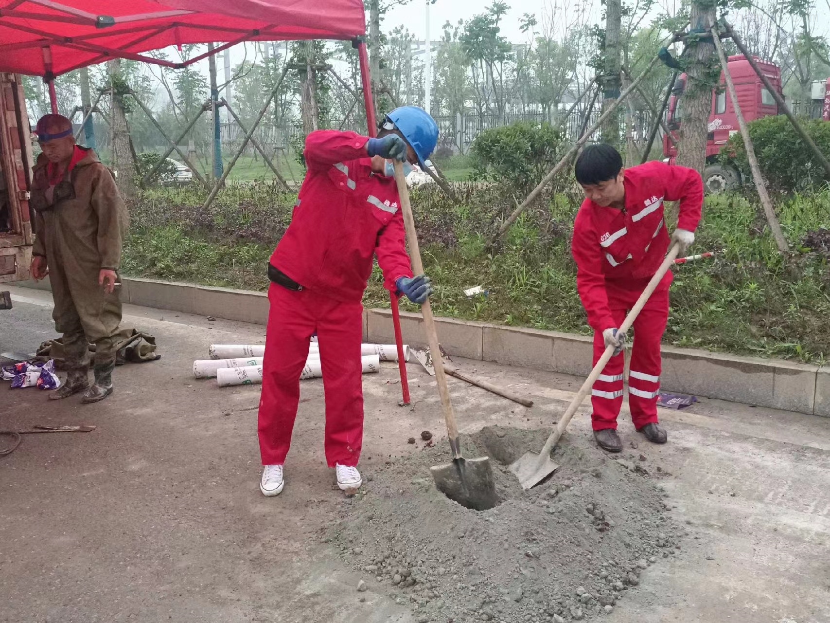 石排镇管道疏通哪家好】及时进行市政管道清淤
