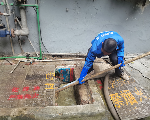 石排镇清掏化粪池